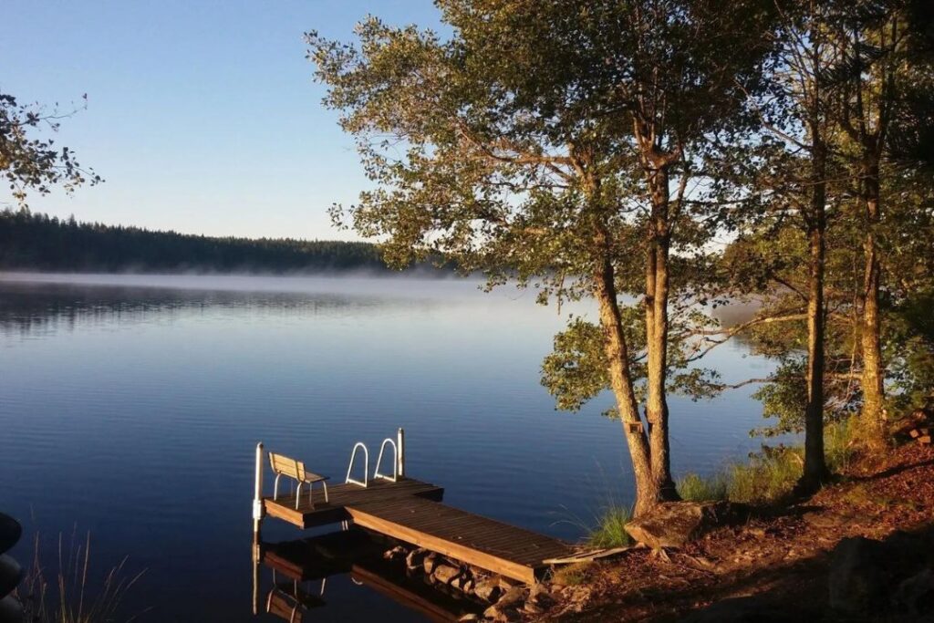 Jokamies pylväslaituri