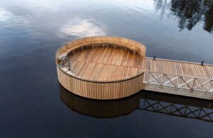 savorak-pyorea-laituri-ylhaalta